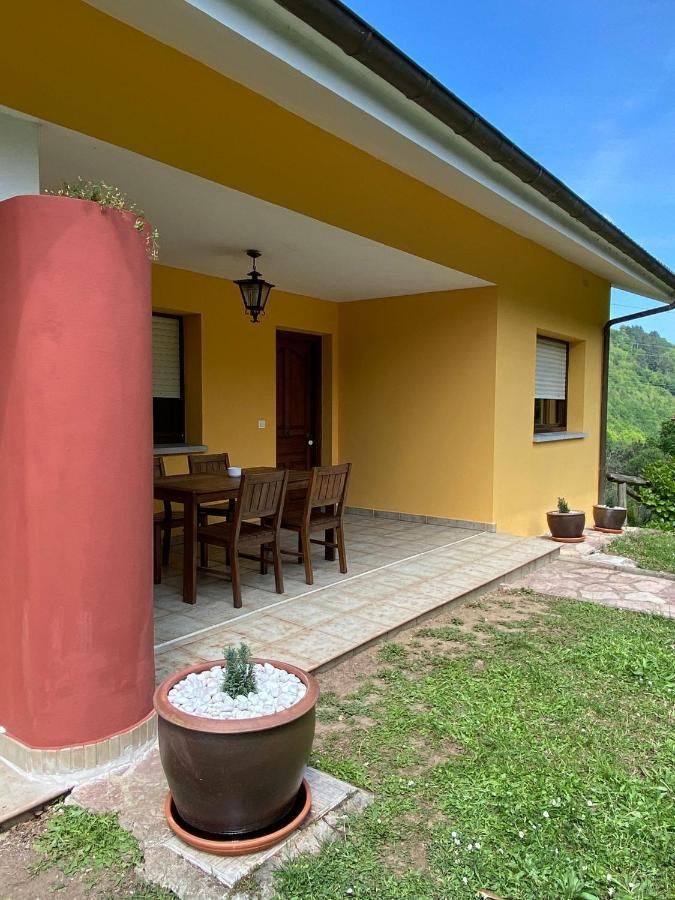 Finca La Cuesta Onís 外观 照片